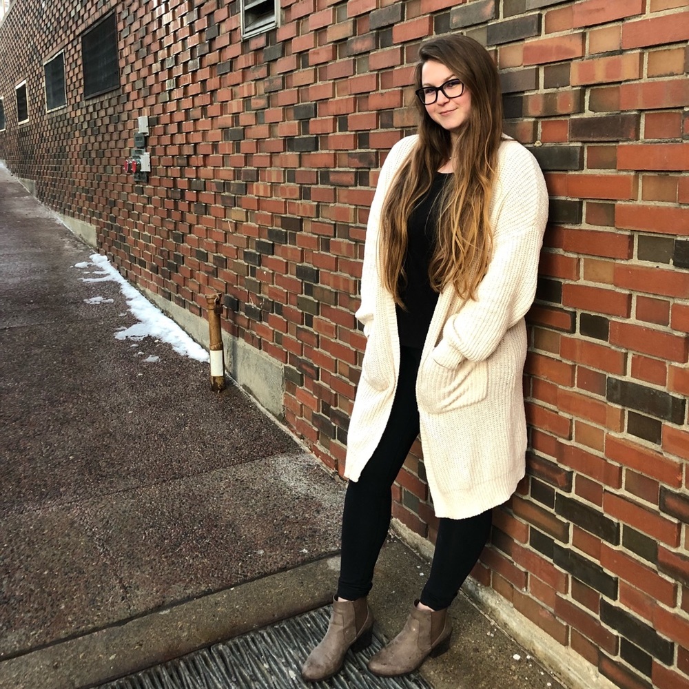 Meet your Posher, Ashley